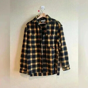 Urban Outfitters Yellow Black Button Down Flannel Mens Size small shirt jacket